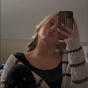 Meet your Posher, Halie